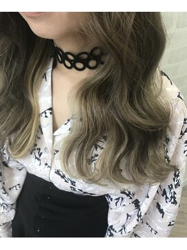 アヴァンス 箕面(AVANCE.) インナーカラー