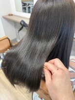アジュテ(ajouter)&nbsp;大人可愛い★イルミナカラー＋トリートメントで驚きの指通り
