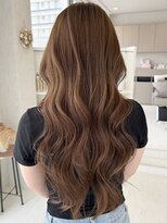 ネア(nea)&nbsp;レイヤーカット×ブリーチなしミルクティーベージュ