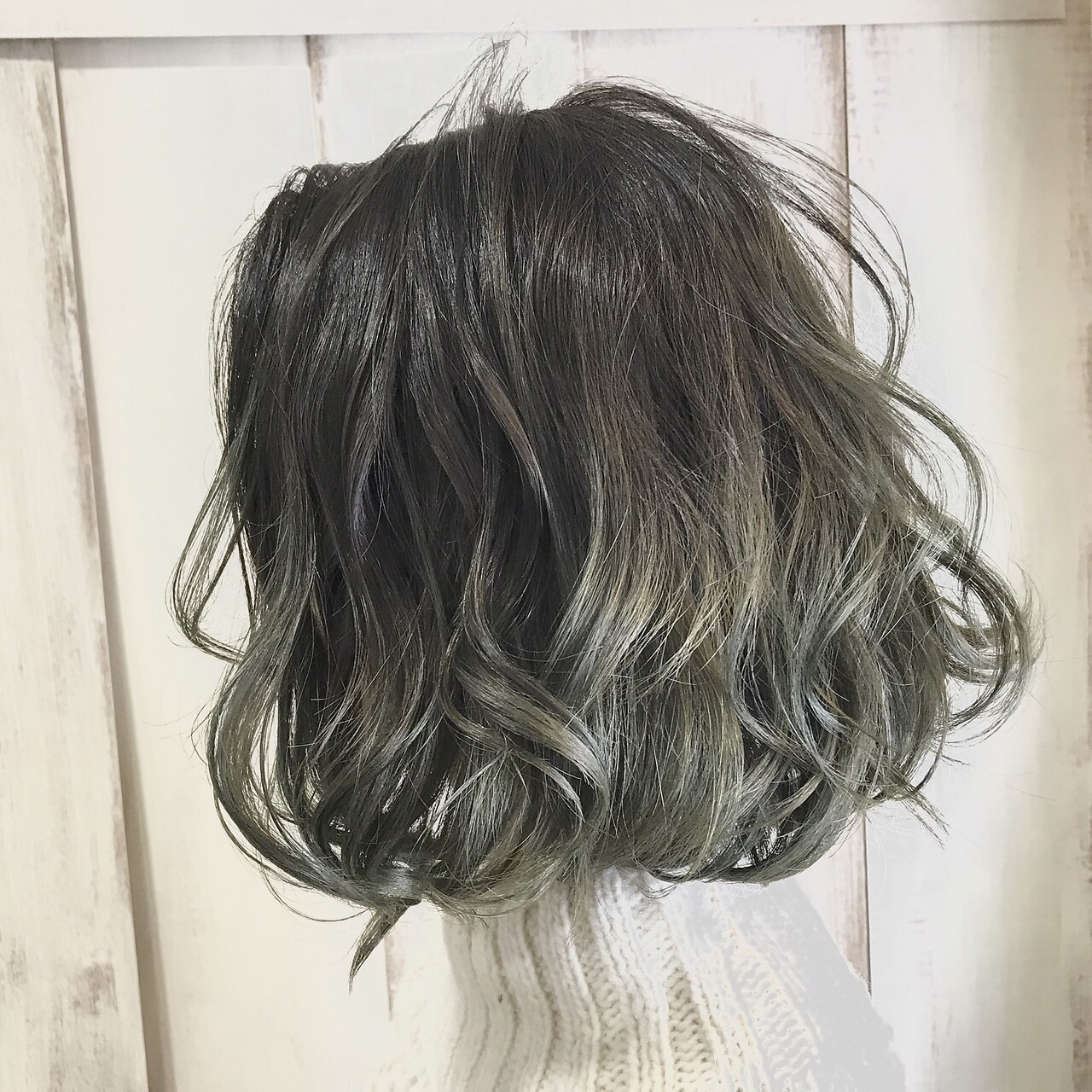 2025年-2026年冬】ショート グラデーションカラーの髪型・ヘアアレンジ