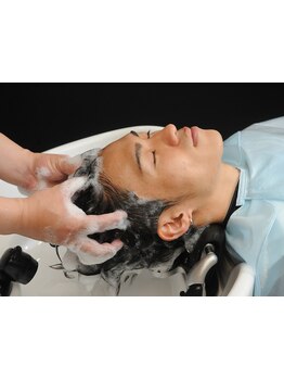 お仕事疲れを癒して帰りませんか？カットやヘッドスパでスッキリ爽快！明日からの活力を充電★