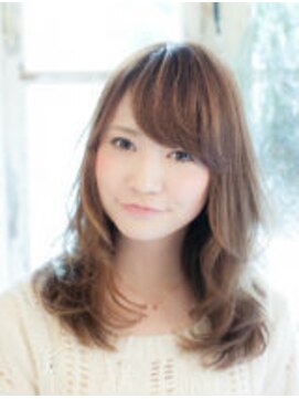 フォレット(foret) 小顔ミディアムレイヤースタイル♪