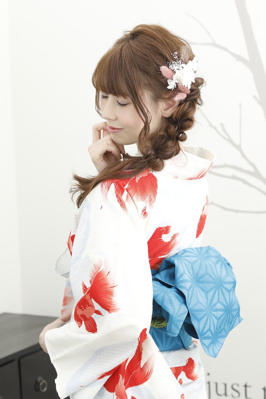 夏美人☆】レンタル浴衣1+ヘアセット+着付け//¥8,800円