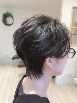 マリーナヘアー(marina hair) ナチュラルショート
