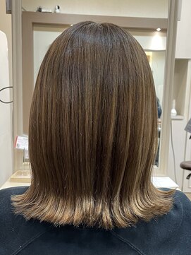 アルターリール(aL ter Rire) アッシュベージュ/イルミナカラー/澤瑞絵