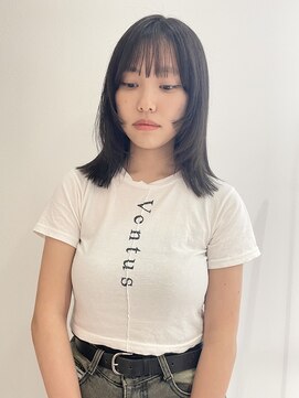 ヨーク(YOKE) 【 YOKE 】プツッとレイヤー顔まわりカット小顔ぱっつん