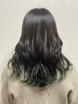 ヘアデザイン フィール リファイン(HAIR DESIGN Feel Refine) 裾カラーグリーン