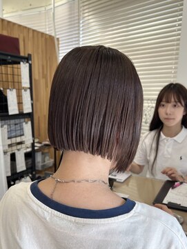 ネオリーブウリ 二子玉川店(Neolive uri) カールセミディシアーカラーレイヤーカット[二子玉川]