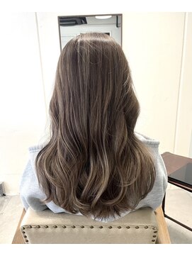 リコ ヘアー(Lico Hair) ハイライト*グレージュカラー
