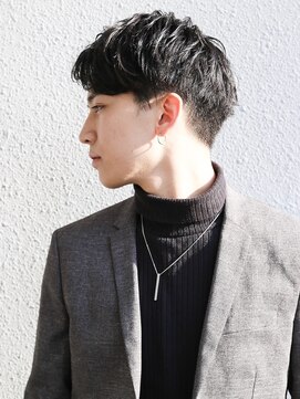 ウシワカマル ミライ(USHIWAKAMARU MIRAI) 刈り上げ/ショートマッシュ