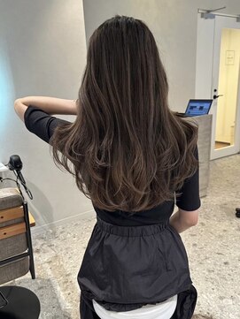 デザインカラー/レイヤーカット/ウェットヘア/グレージュ