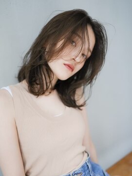 ギークス(GEEKS) 【GEEKS渋谷】ハッシュカット/ミディアムレイヤー/冬カラー/小顔