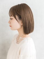 リリーオブザベイス(Lily of the Vase)&nbsp;グレージュ/切りっぱなしショート