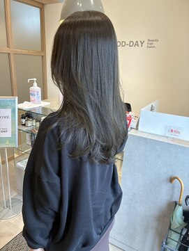 グッディ 倉敷中島店(GOOD-DAY) 植田まい＊オリーブグレージュ×レイヤー