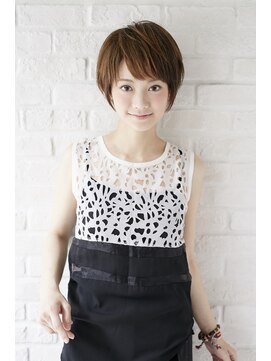 ジュビリーヘアー 丸みのある愛されショート
