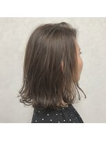 ルル(LuLu by KENJE)&nbsp;ヘルシーベージュ×切りっぱなしボブ