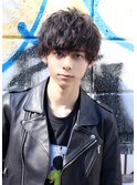 黒髪重めショート パーマで柔らかく ソフトマッシュ