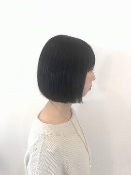 デラメア 本店(delamair) 大人女性のナチュラルストレートボブ　〔野木綾乃〕