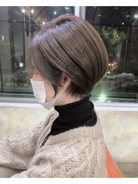 ナンバー イル デュッカ 札幌(N° il duca) 大人可愛い20代30代40代小顔ワンサイドショートボブ丸み前下がり