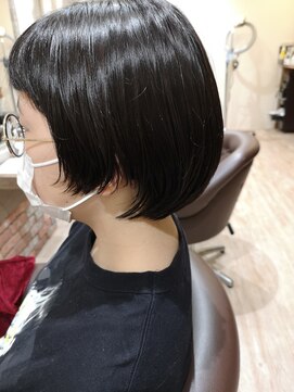 ルシードスタイル クリザンテーム 個性的ボブ