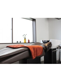 くつろげるプライベート空間で極上ヘッドスパ体験を！リピーター続出の心地よさ♪