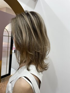 ザトエル 栄(THE TOEL) 白髪も嫉妬するデザイン　9月