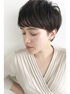 コス(kos) 大人可愛い/ココアベージュ/グレージュカラー/ボブウルフ/黒髪