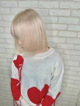 ジーナ 難波(Zina) ホワイトベージュ