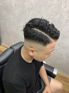 ティーズ アカサカ(T's AKASAKA) スキンフェード