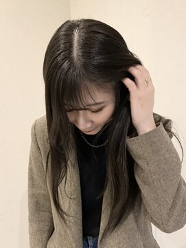 ライン(LINE) オリーブグレージュ/レイヤーカット