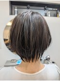 ナチュラルな束感ショート