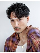 オーシャントーキョー ホワイト 原宿(OCEAN TOKYO WHITE)&nbsp;刈り上げアップバングかき上げ七三大人ショートツーブロパーマ