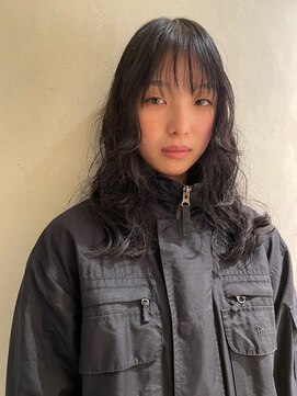 ミディアム・ロングパーマ/コテ巻き風/ゆるめ/韓国風/20代/30代