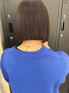 切りっぱなしボブ