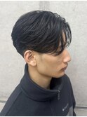 リバースセンターパートニュアンスパーマ黒髪前下がり