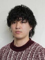 ログ(LOG)&nbsp;メンズウルフ ツイストスパイラルパーマ 黒髪 高松