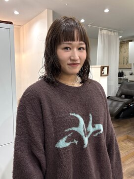 ムク(Muku) ミディアムヘアのゆるふわパーマ