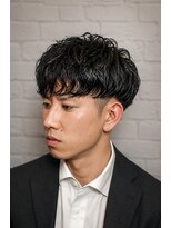 グレイスフルバーバー 新宿パークタワー店&nbsp;パーマ初めての方◎新宿理容室で黒髪ビジネスパーマ