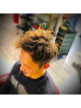 サンアンドマーリィズバーバー 駅前店(SON&MARLEY'S BAR BER) ツイストスパイラルパーマ