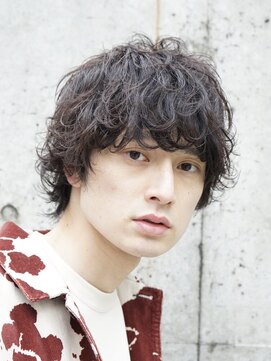 フィフス(fifth) マッシュウルフ スパイラルパーマ フェザーマッシュ コンマヘア