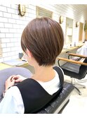 大人かわいい30代/40代/耳かけショート