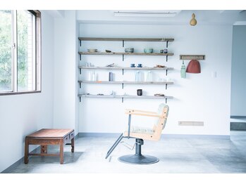 ひと席だけ美容室　ケルン　梶が谷駅前