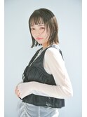 ぱっつん前髪ネイビーグレー顔まわりカット