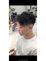 ネオン(NEON)&nbsp;刈り上げ×ツイストスパイラルパーマ