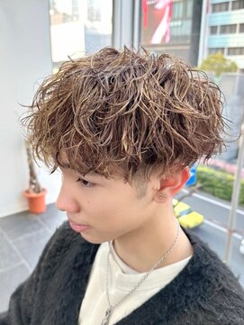 メンズ ビュートヨナカ(MEN’S VIEW TOYONAKA) メンズカット/メンズパーマ/髪質改善/波巻きパーマ/阪急豊中