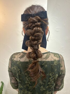 イット(it.) kana ヘアセット アレンジ 結婚式