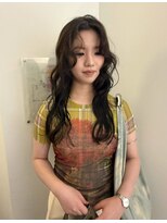 ユー(yew)&nbsp;ロングパーマ/ニュアンスパーマ/パーマ/透明感カラー