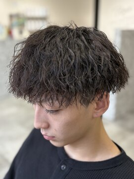 レボ(Revo) 縦落ちツイストスパイラルパーマ