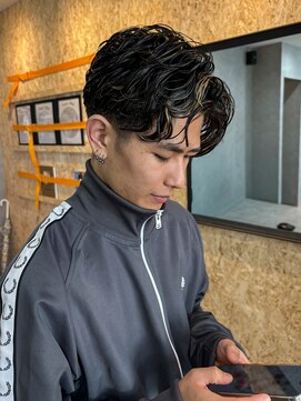 ジュール(JOULE'S) 刈り上げセンターパート/メンズカット/眉カット/名古屋伏見/スパ