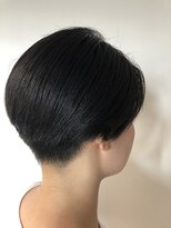 スリークス(3Cs) ショートボブ